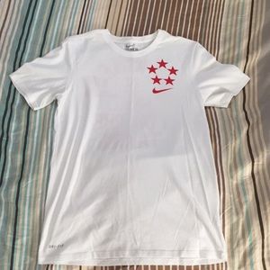 Nike t shirt men’s small